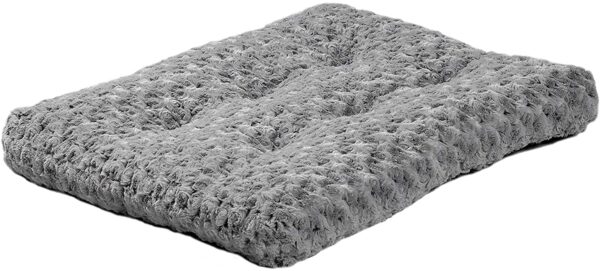 MidWest Homes for Pets Deluxe Dog Beds | Super Plush Dog & Cat Beds Ideal for Dog Crates | Machine Wash & Dryer Friendly, 1-Year Warranty